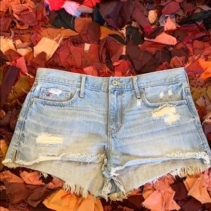 Hollister light wash booty shorts